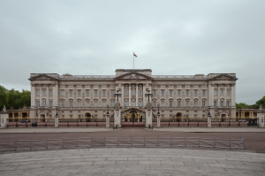 Buckingham Palace, London 2014 by Leslie Hossack